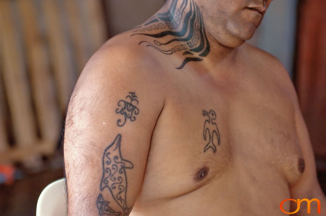 Photo of Rapa Nui (Easter Island) traditional tattoos. Taken of Julio by Amanda Fornal in December 2006.