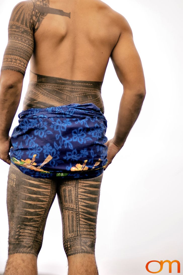 Photo of a Samoan Peʻa, traditional male tatau (tattoo). Taken of Chris on the island of Savai’i by Amanda Fornal in September 2006.