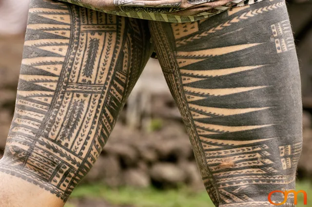 Photo of a Samoan Peʻa, traditional male tatau (tattoo). Taken on the island of Savai’i by Amanda Fornal in September 2006.